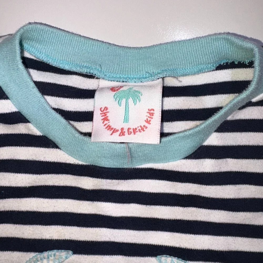 Shrimp and Grits Kids Stripe Crab Applique Seersucker Tee Shirt size M (5-6)